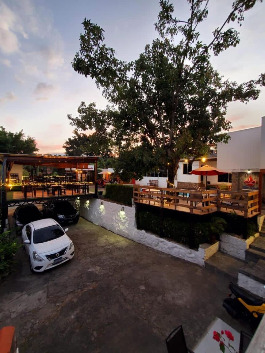 Villa Napoli Santa Ana Luaran gambar