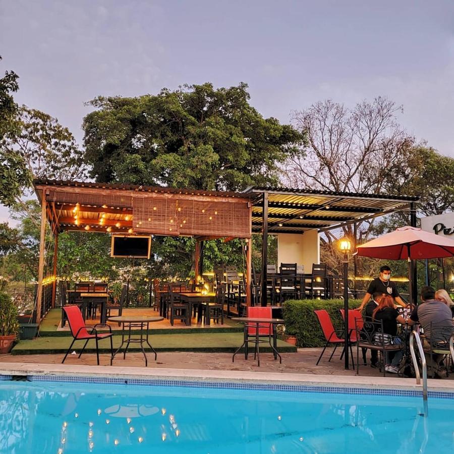 Villa Napoli Santa Ana Luaran gambar