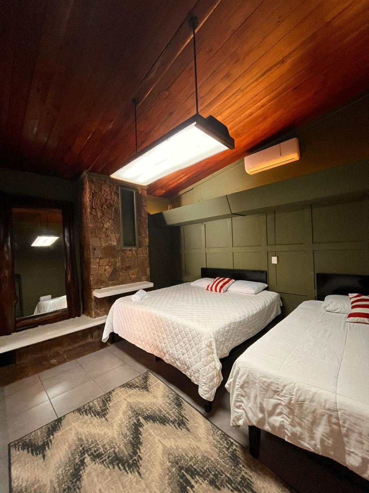 Villa Napoli Santa Ana Luaran gambar