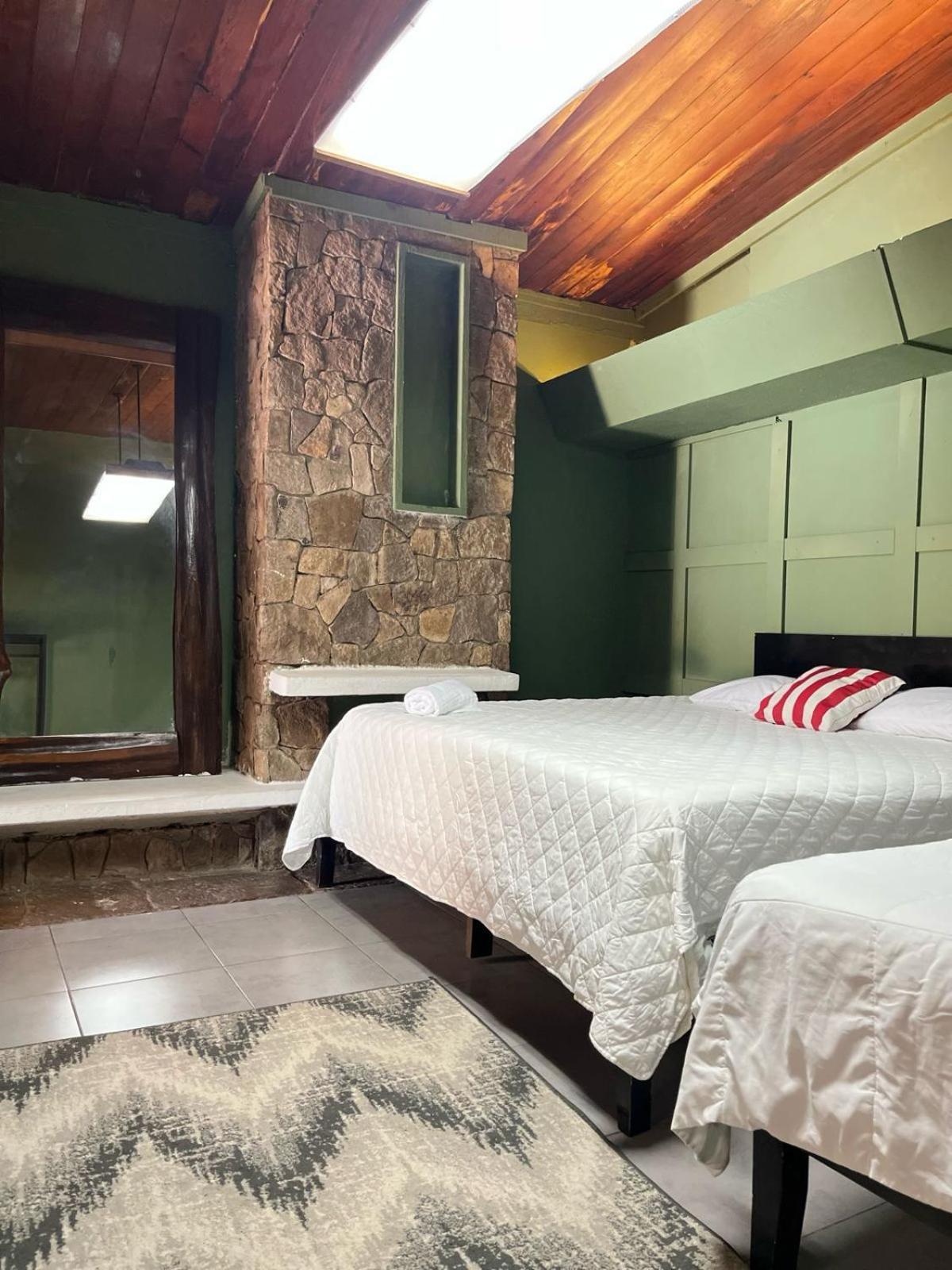 Villa Napoli Santa Ana Luaran gambar