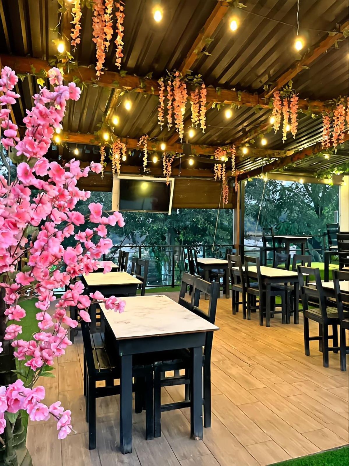 Villa Napoli Santa Ana Luaran gambar